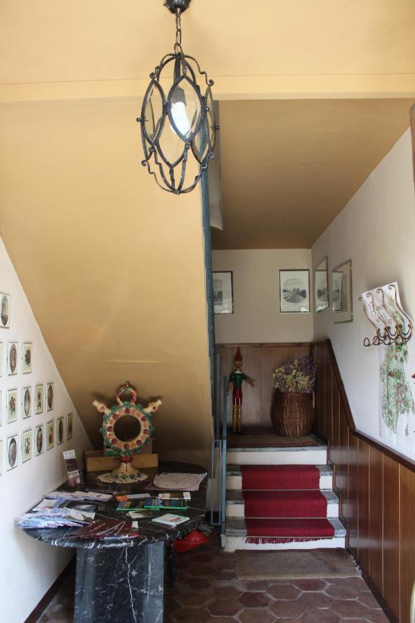 Agriturismo La Rovere Cossano Belbo ภายนอก รูปภาพ